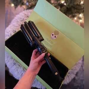 amika: High Tide Deep Waver